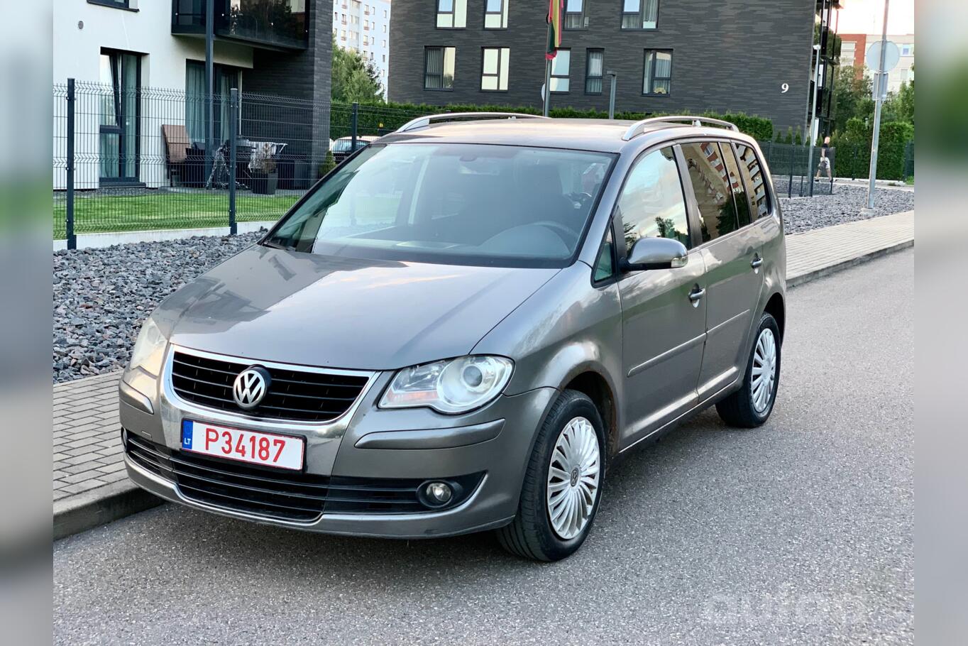 Volkswagen Touran 1 generation [restyling] Minivan 5-doors