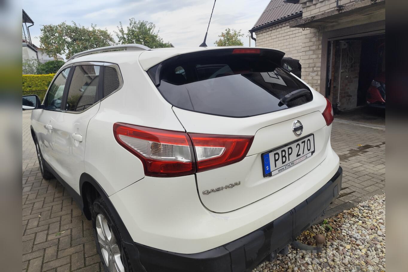 Nissan Qashqai 2 generation Crossover