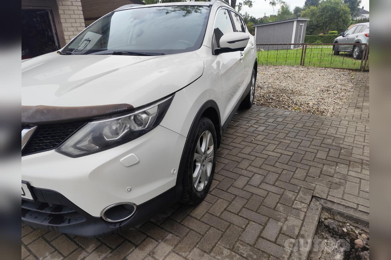 Nissan Qashqai 2 generation Crossover
