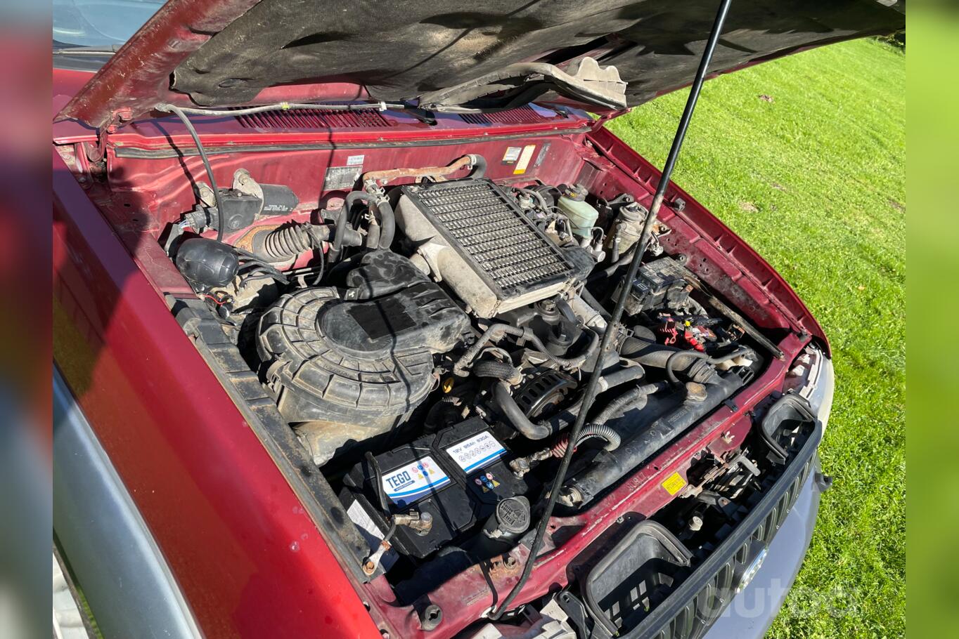 Toyota Land Cruiser J100 SUV