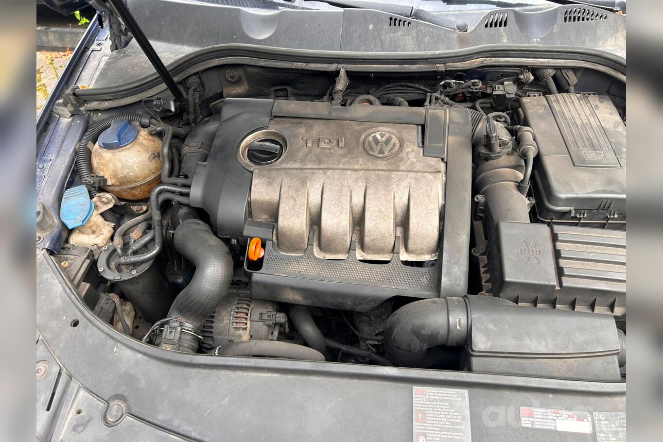 Volkswagen Passat B6 wagon 5-doors