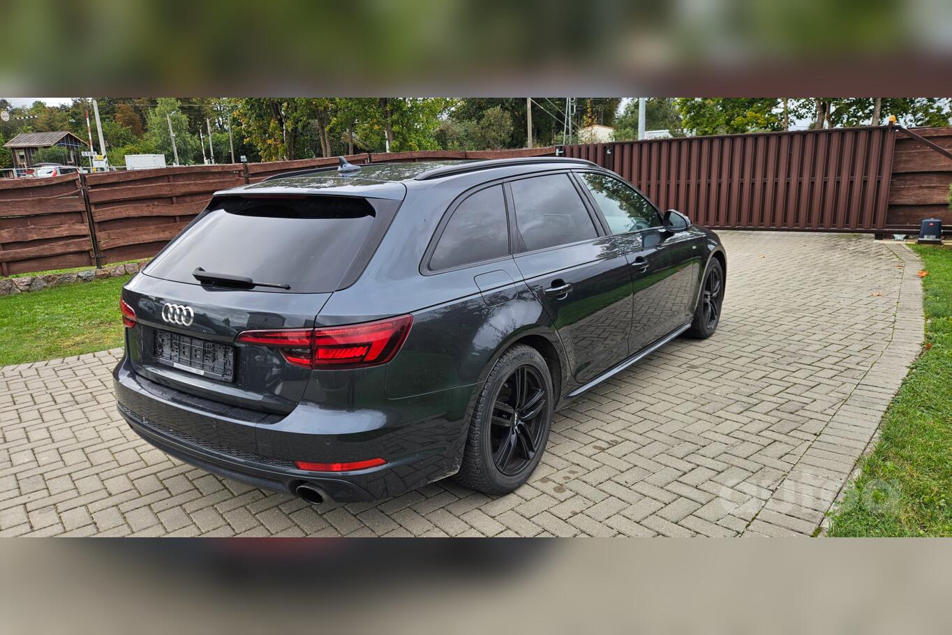 Audi A4 B9 Avant wagon 5-doors