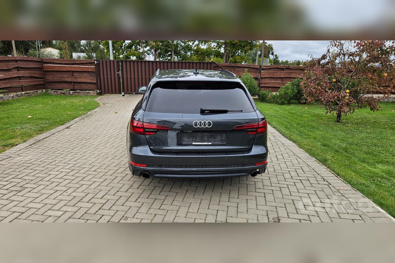 Audi A4 B9 Avant wagon 5-doors