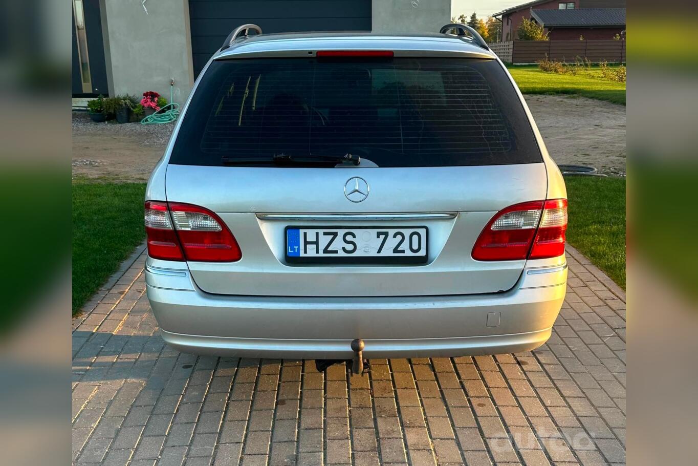 Mercedes-Benz E-Class W211/S211 wagon 5-doors