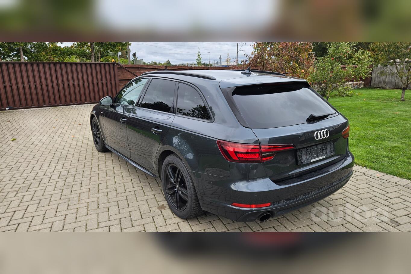 Audi A4 B9 Avant wagon 5-doors