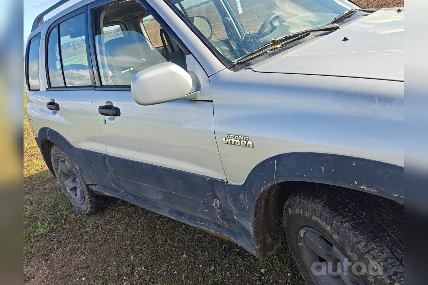 Suzuki Grand Vitara FT SUV outdoor