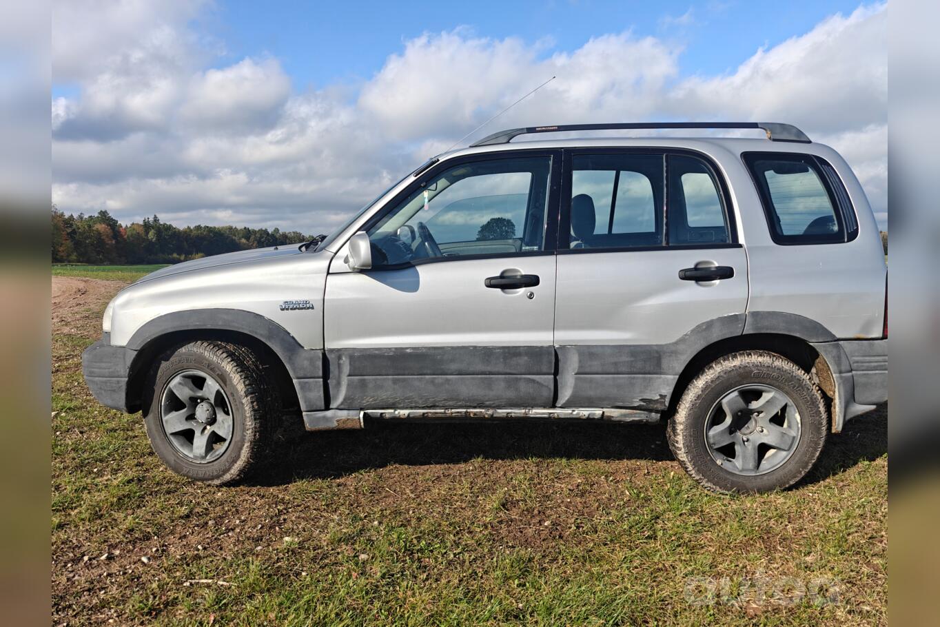 Suzuki Grand Vitara FT SUV outdoor