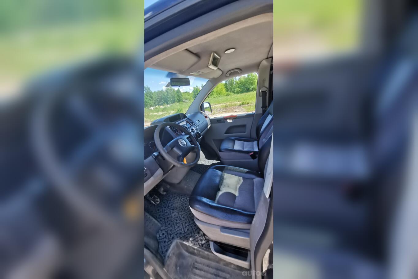Volkswagen Transporter T5 Minivan 4-doors