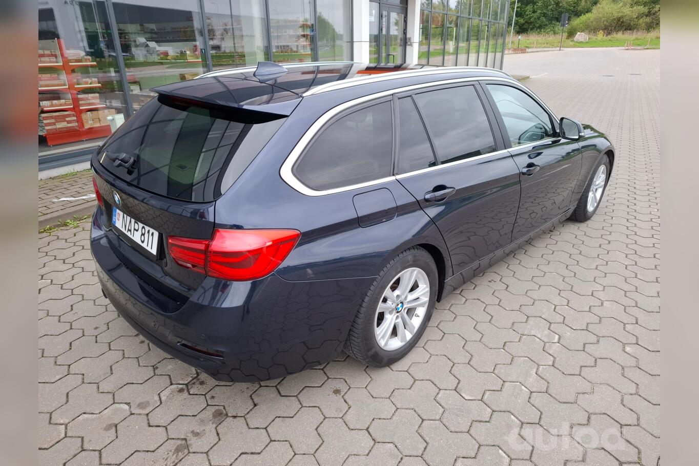 BMW 320 2016