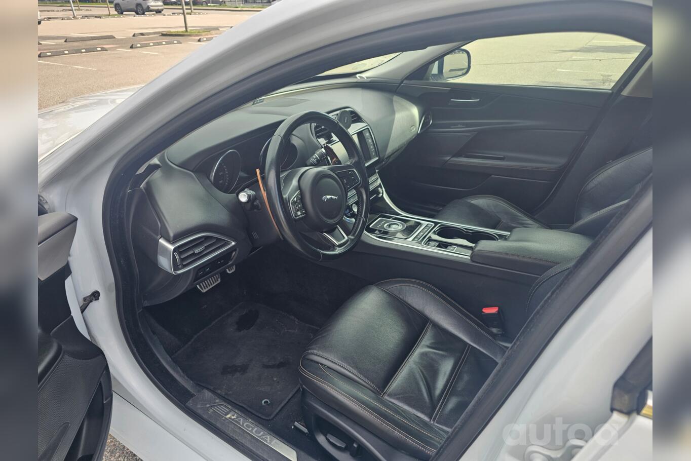 Jaguar XE 1 generation