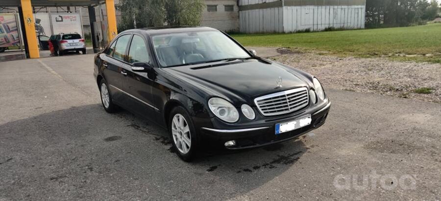 Mercedes-Benz E-Class W211 Sedan