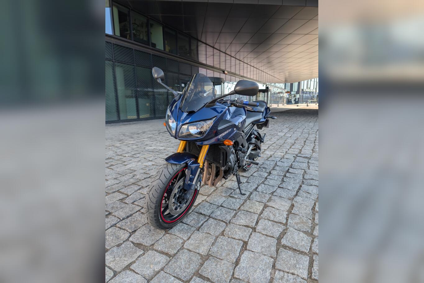Yamaha FZ