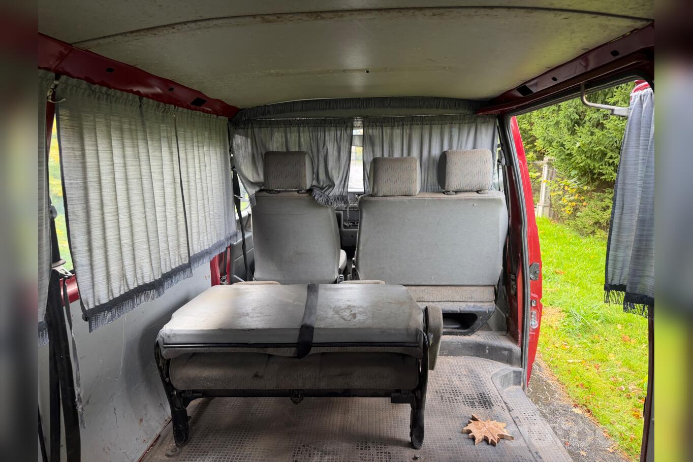 Volkswagen Caravelle T4 Minivan