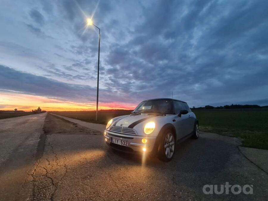 Mini Cooper R50 Hatchback