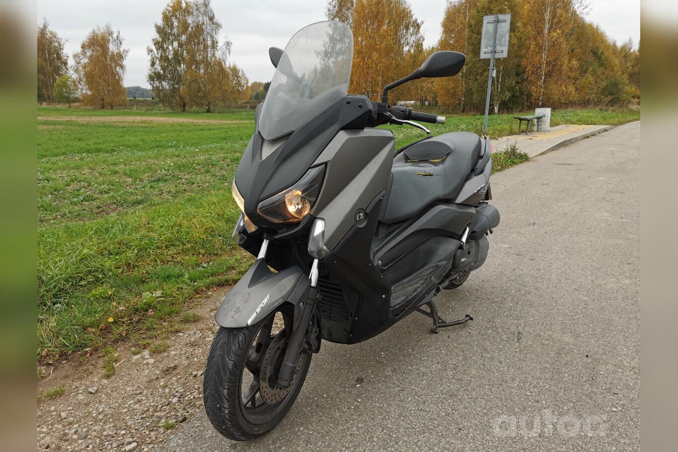 Yamaha X-MAX