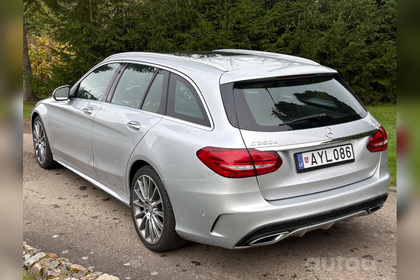 Mercedes-Benz C-Class W205/S205/C205 wagon