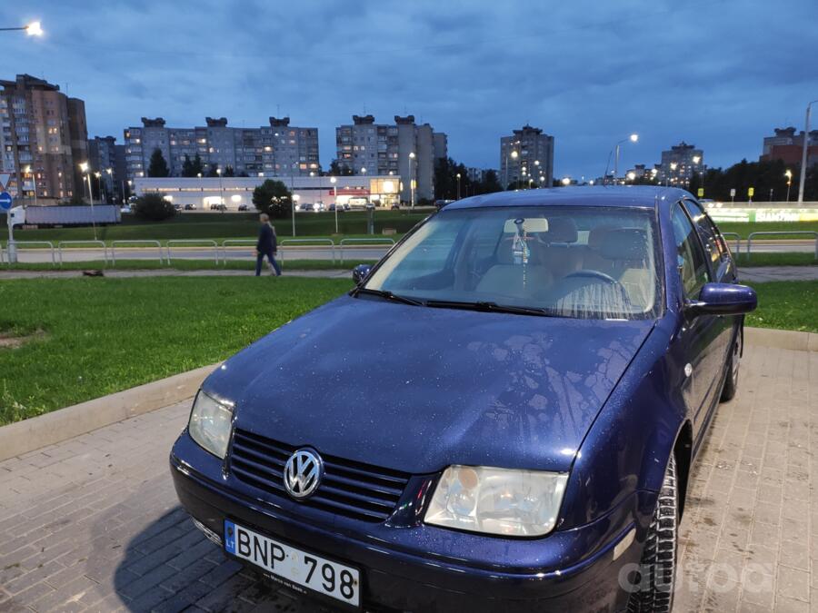 Volkswagen Jetta 4 generation Sedan