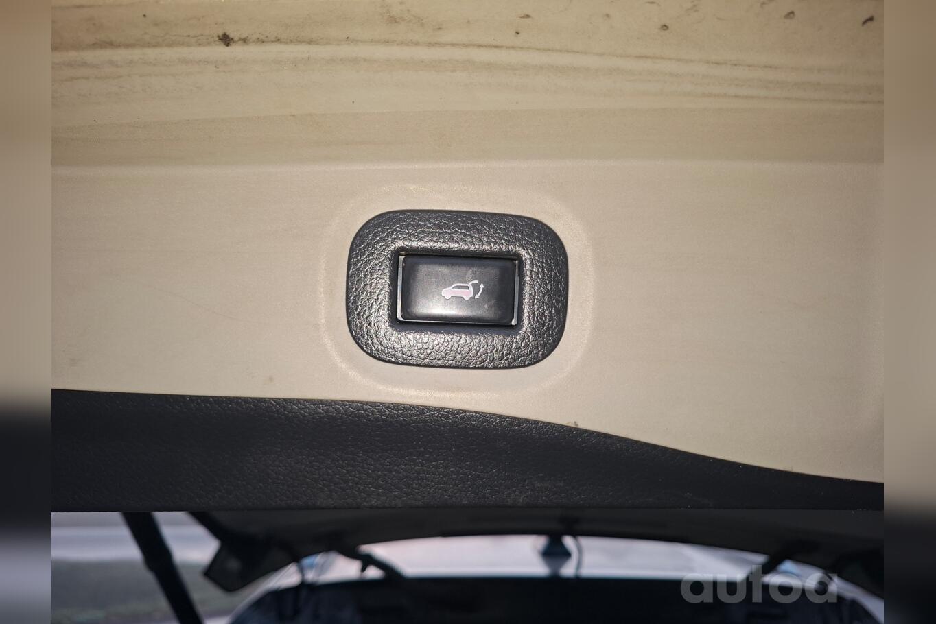 Nissan X-Trail T32 Crossover