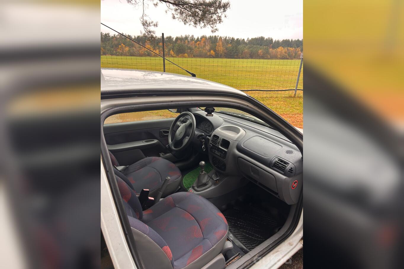 Renault Clio 2 generation Hatchback 3-doors