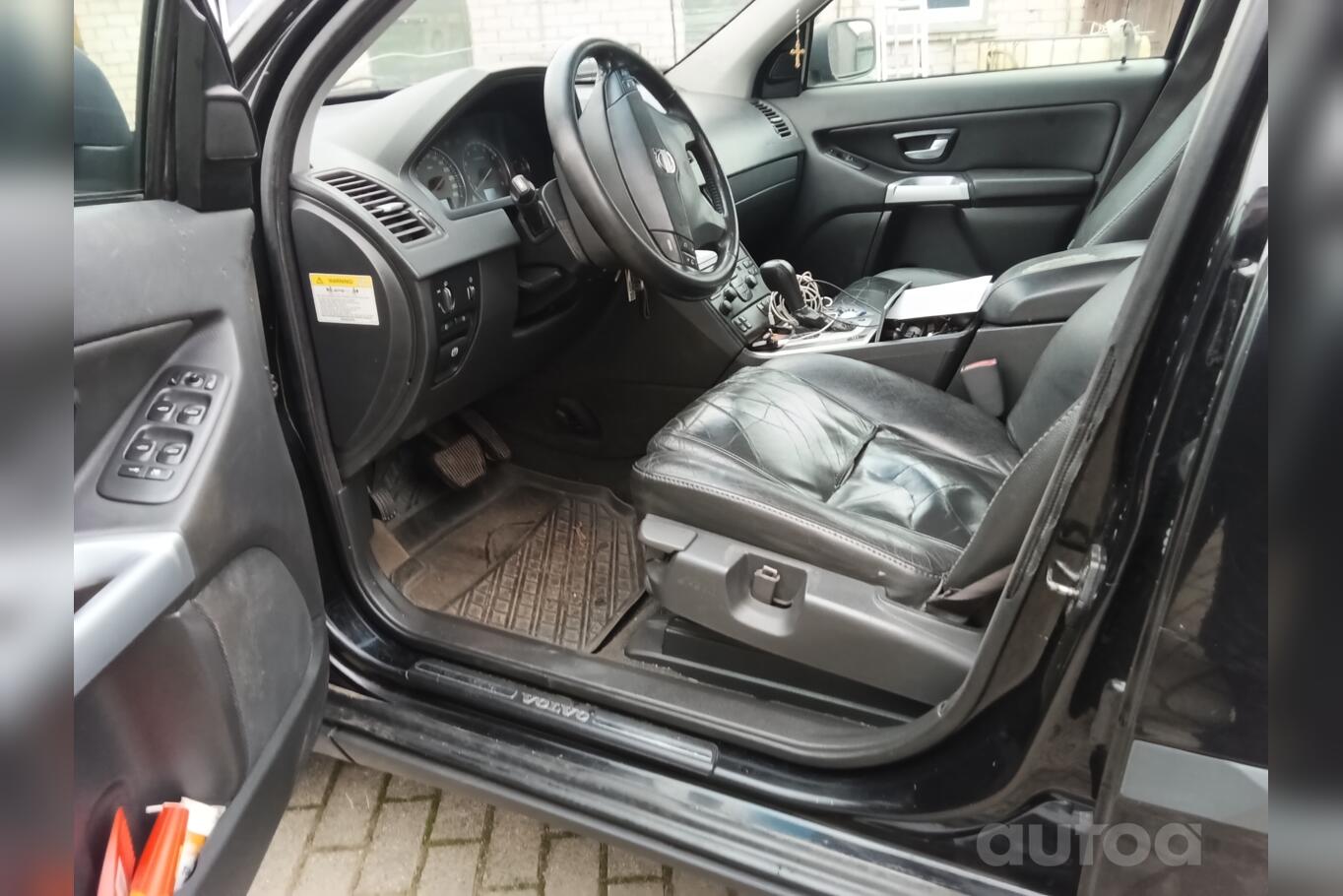 Volvo XC90 1 generation Crossover
