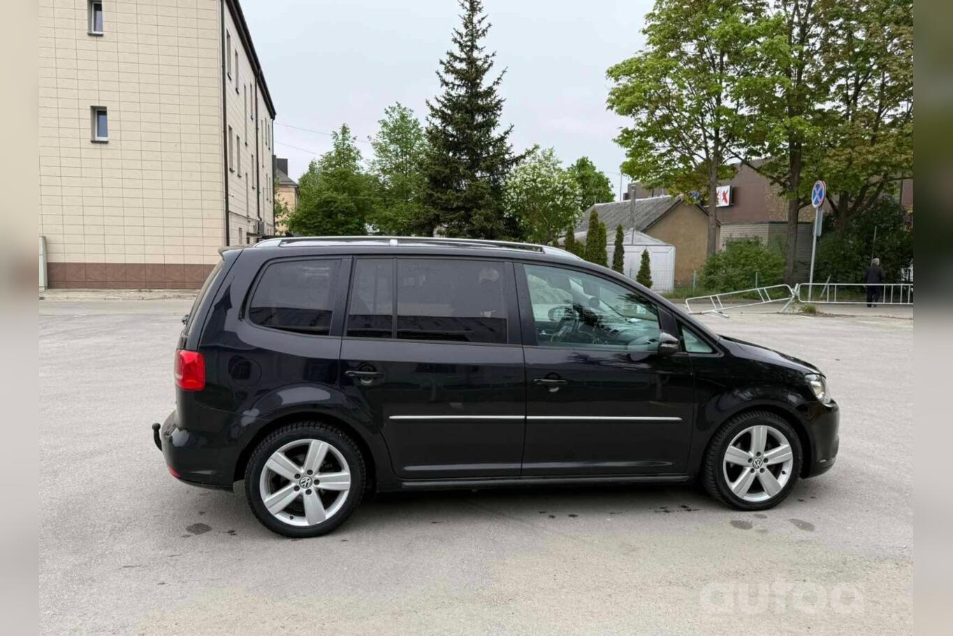 Volkswagen Touran 1 generation [2th restyling] Cross minivan 5-doors