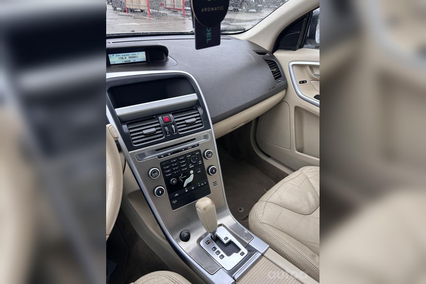 Volvo XC60 1 generation Crossover