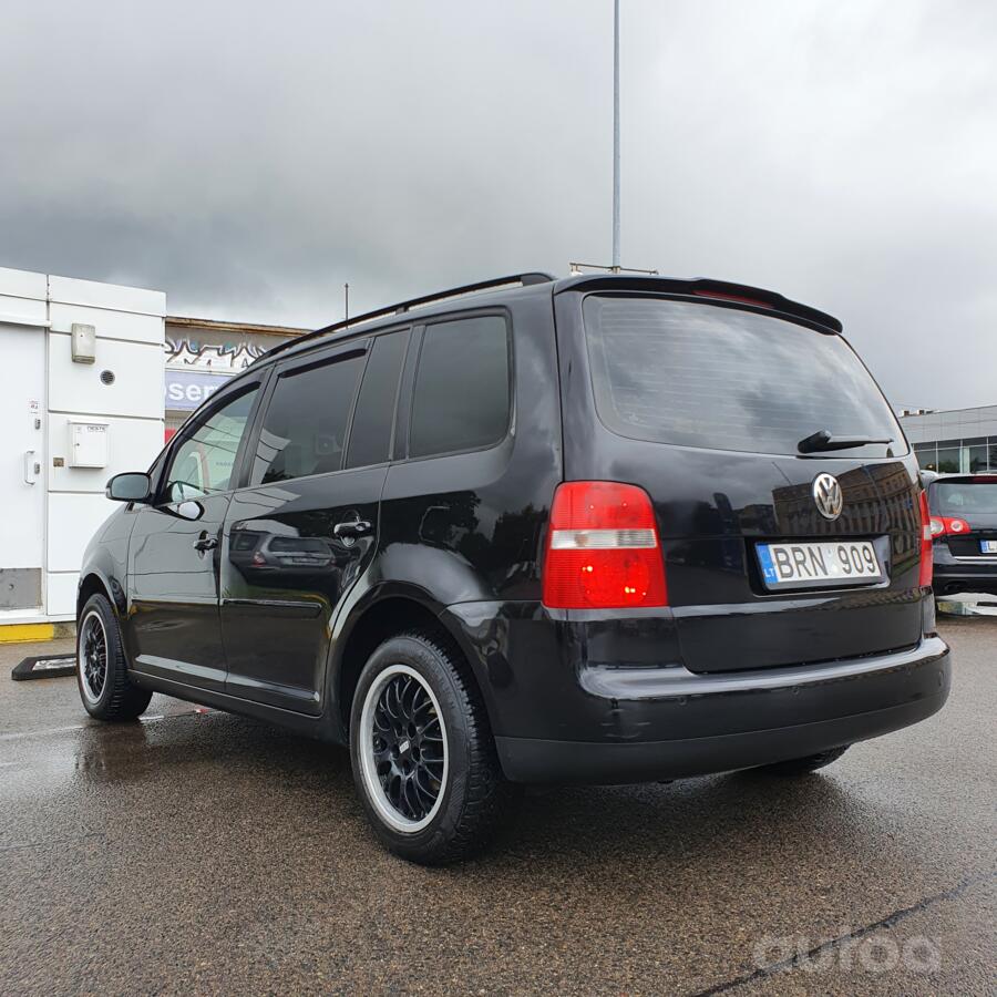 Volkswagen Touran 1 generation Minivan