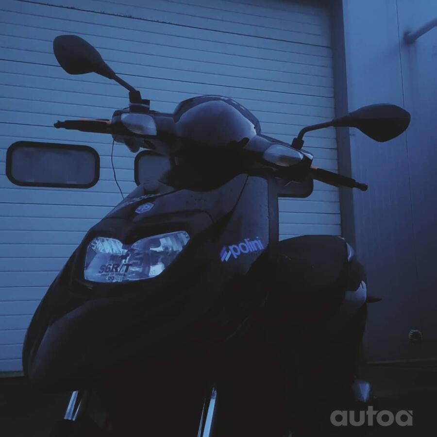 Piaggio Typhoon