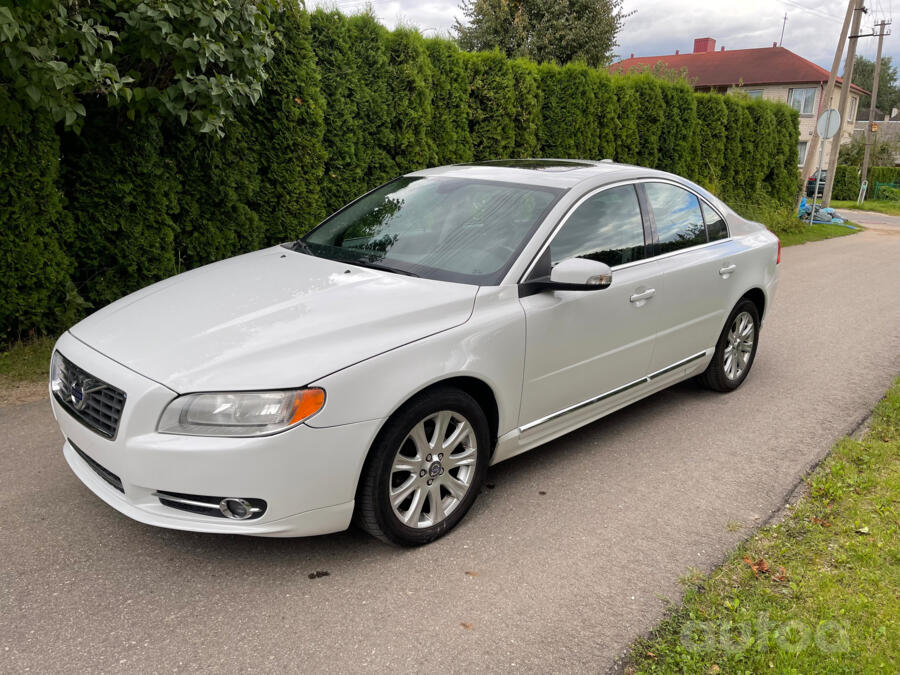 Volvo S80 2 generation Sedan