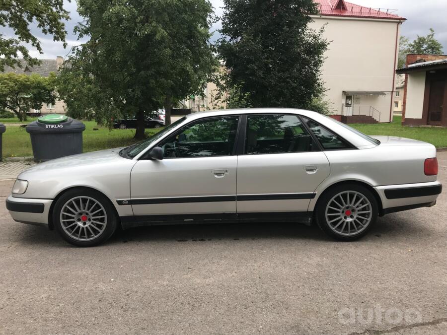 Audi 100 4A/C4 Sedan