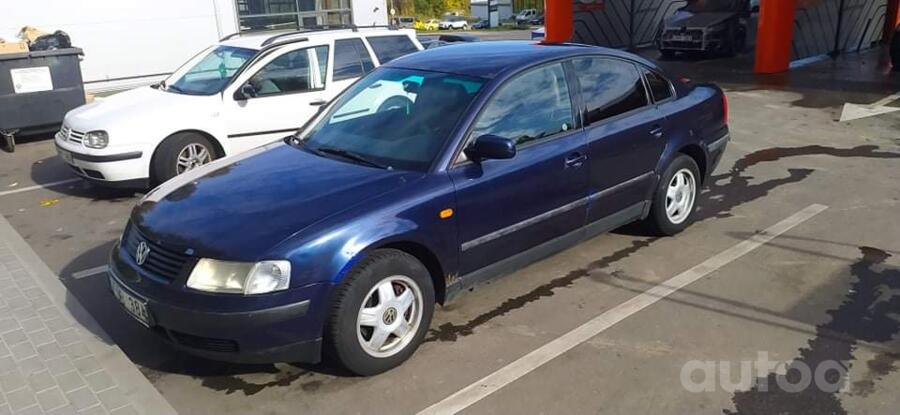 Volkswagen Passat B5 Sedan 4-doors