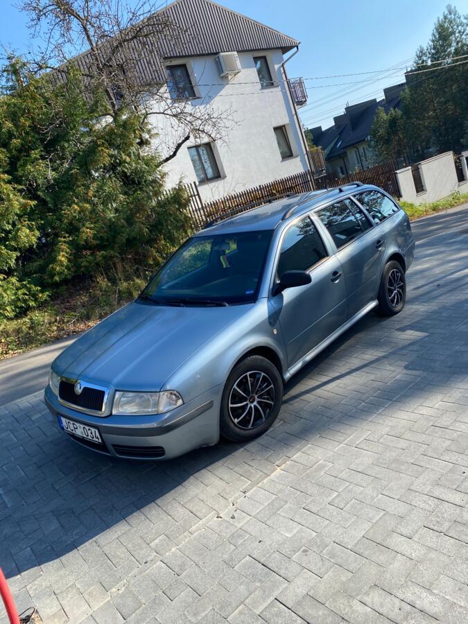 Skoda Octavia 1 generation [restyling] Combi wagon 5-doors