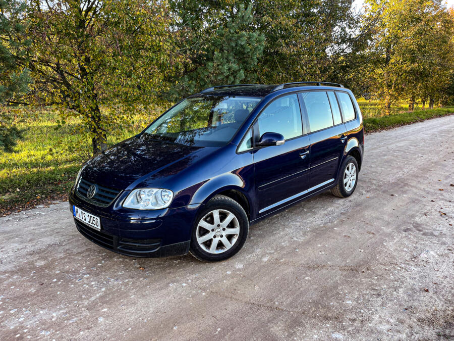 Volkswagen Touran 1 generation Minivan