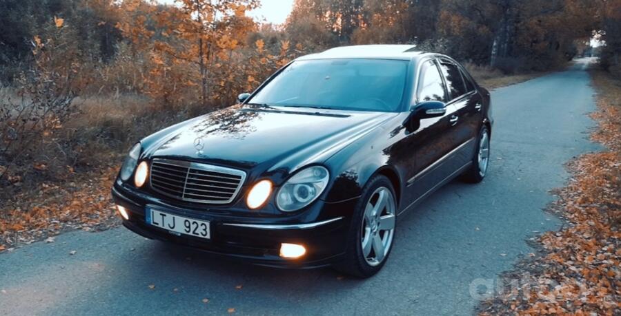 Mercedes-Benz E-Class W211 Sedan