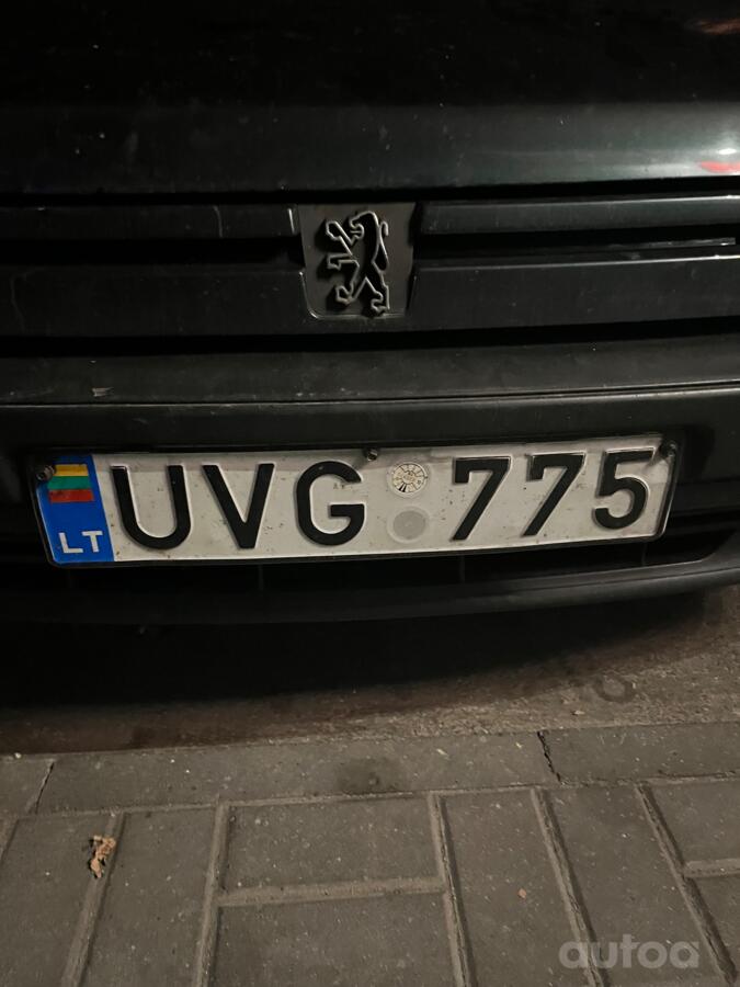 UVG775