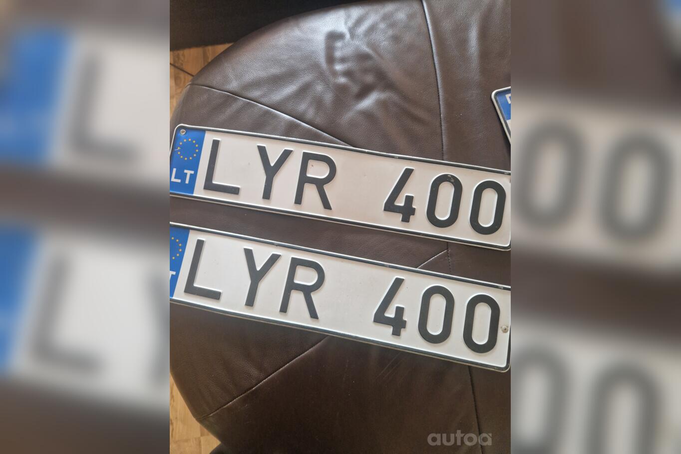 LYR400
