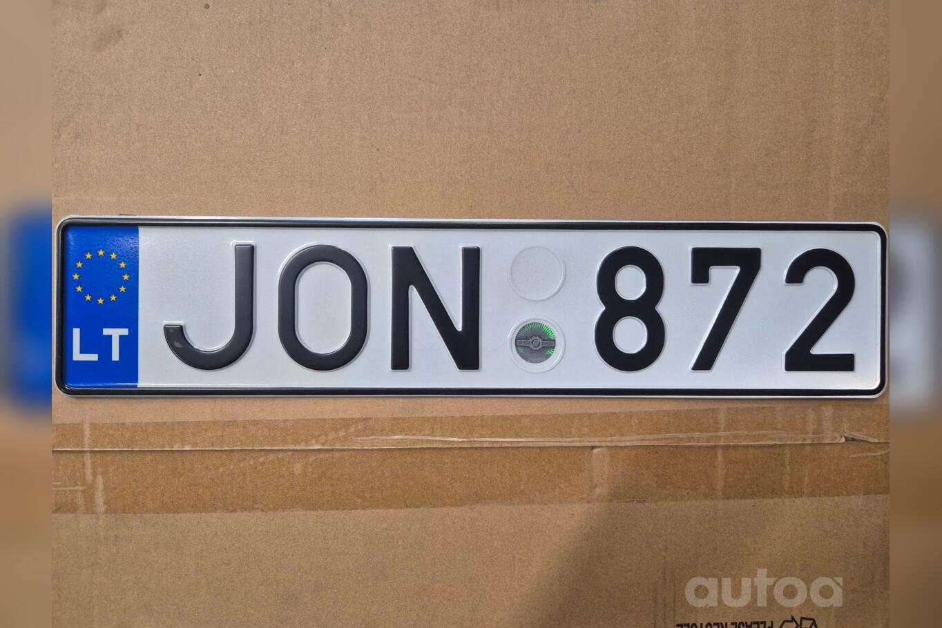 JON872