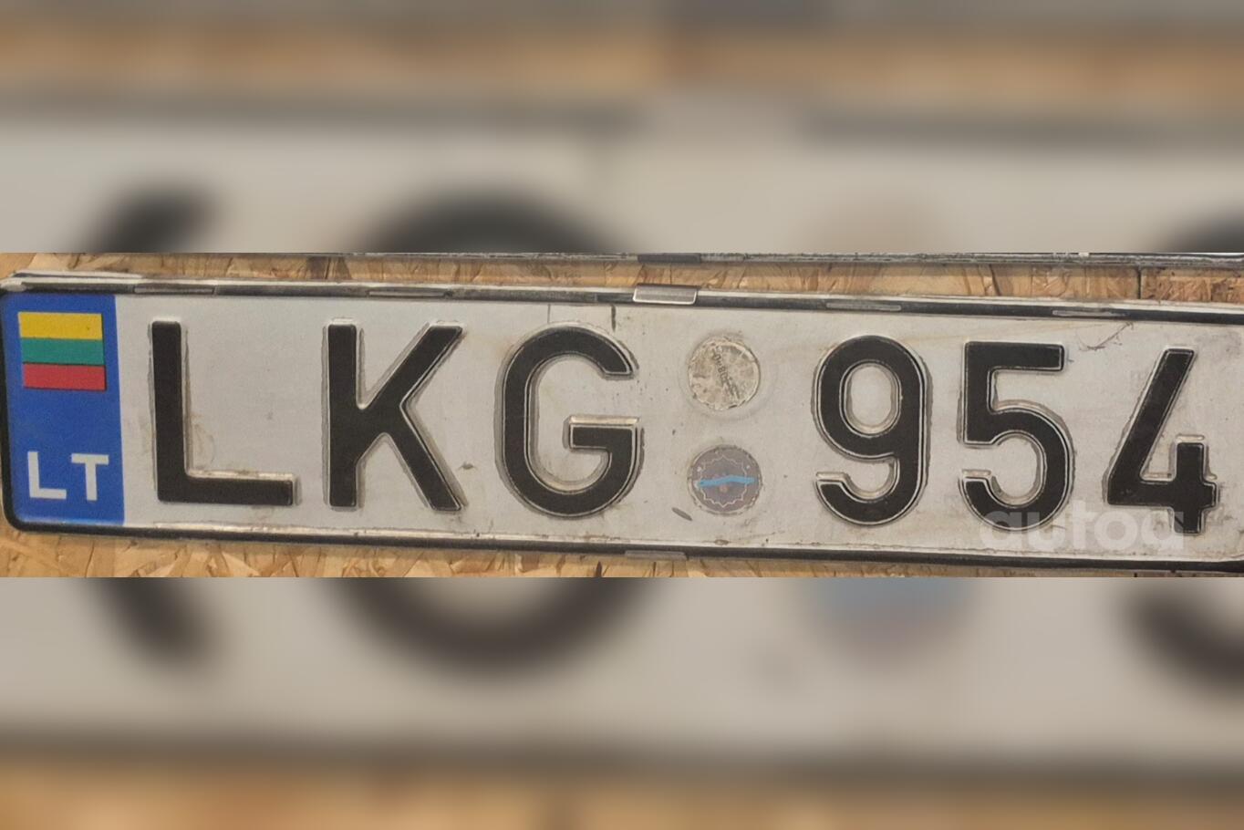 LKG954