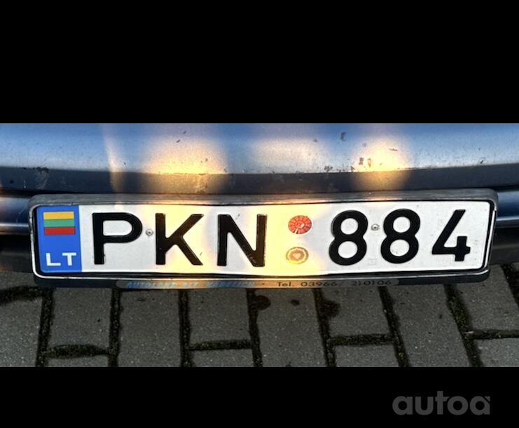PKN884