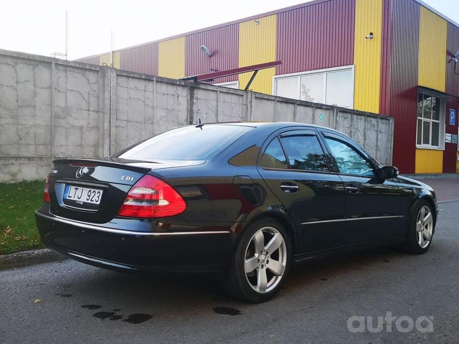 Mercedes-Benz, stop lekki