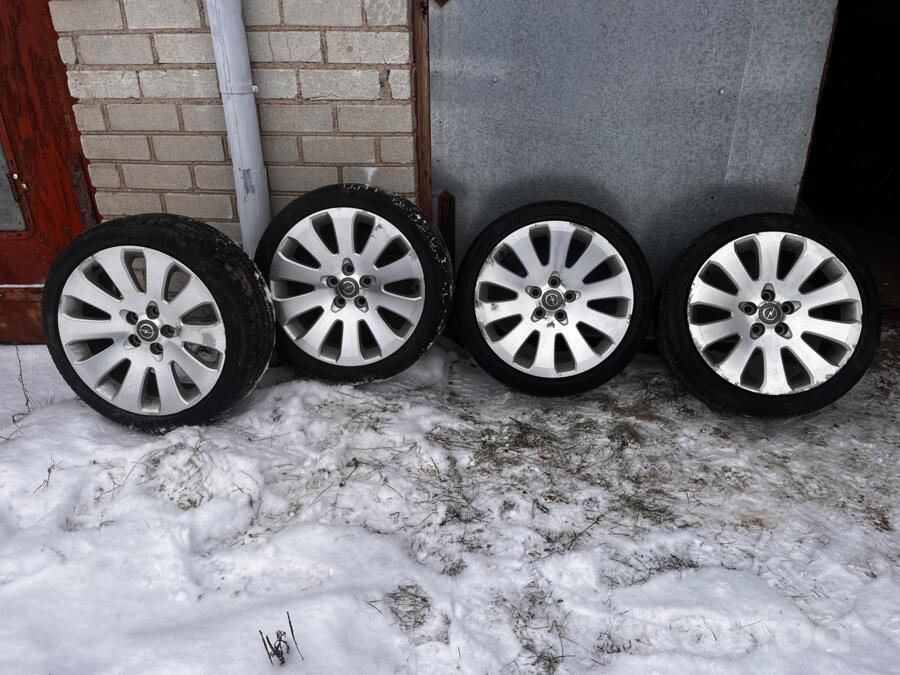 Opel Insignia, stop lekki
