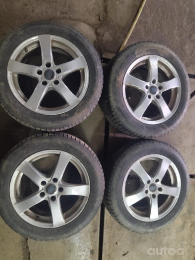 Ford, stop lekki