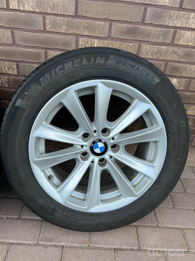 BMW, stop lekki