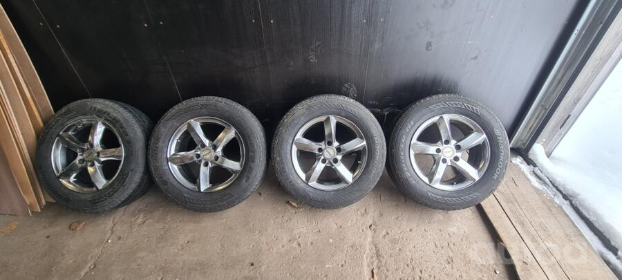 Toyota, stop lekki