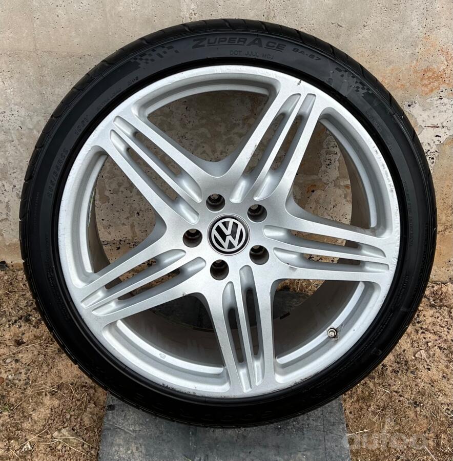 VW Touareg, stop lekki