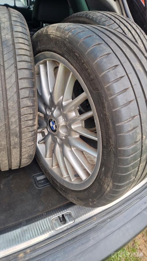 BMW, stop lekki