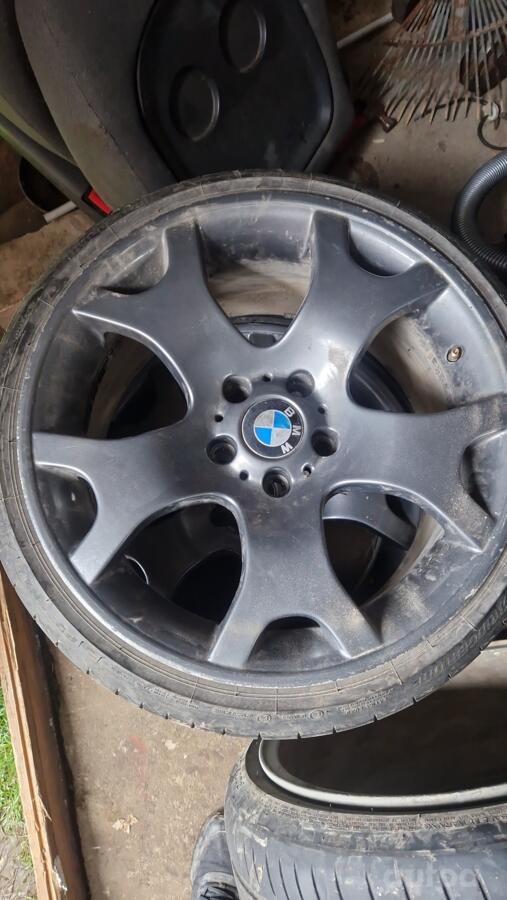 BMW, stop lekki