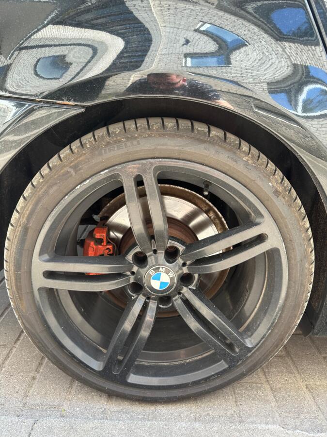 BMW, stop lekki