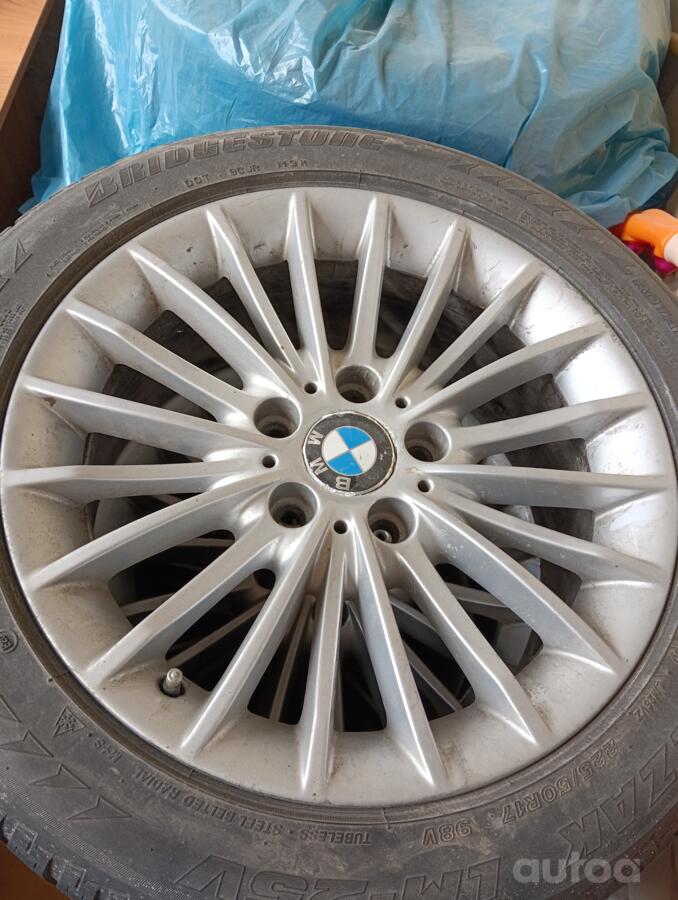 BMW, stop lekki