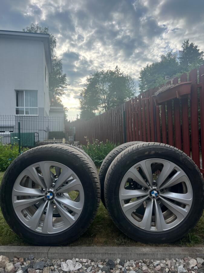 BMW, stop lekki
